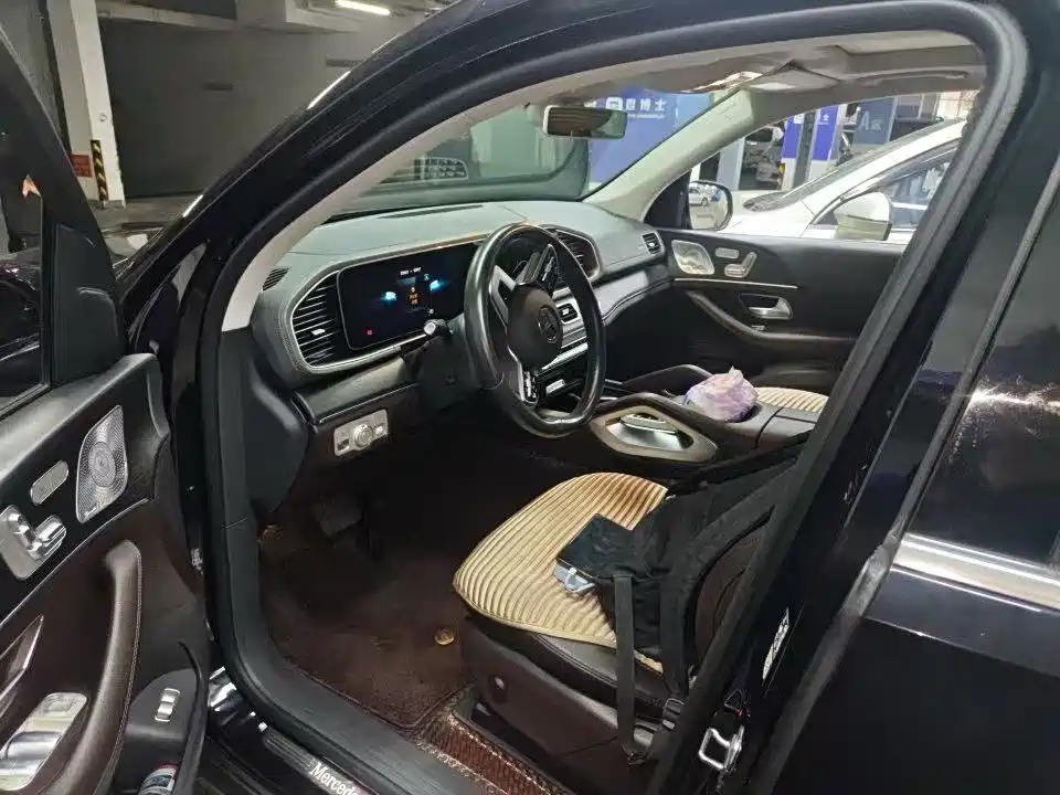 Mercedes-Benz GLE (Import) — миниатюра 5