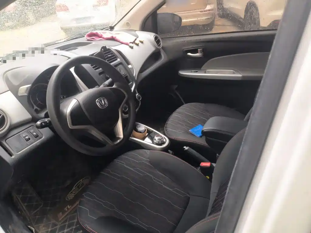 Changan Benben E-Star — миниатюра 11
