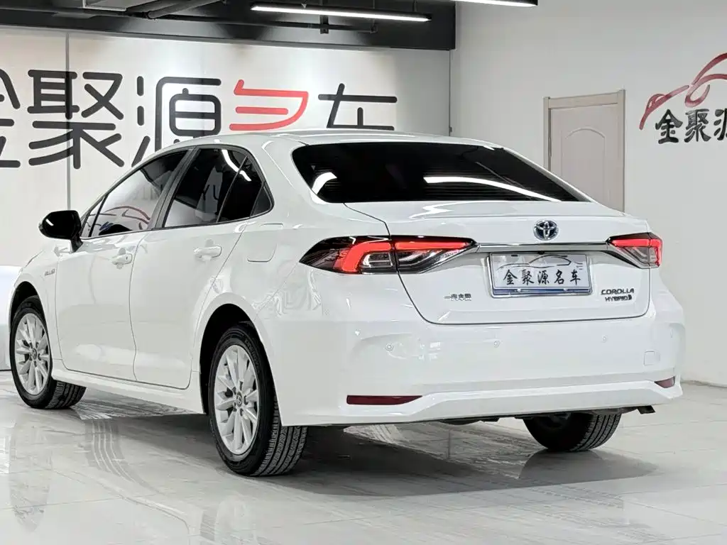 Toyota Corolla — миниатюра 4