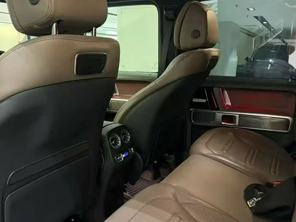 Mercedes-Benz G-Class — миниатюра 7