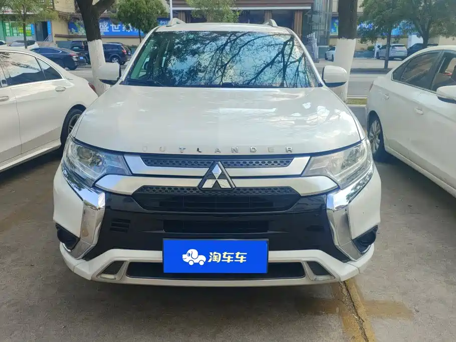 Mitsubishi Outlander — миниатюра 2