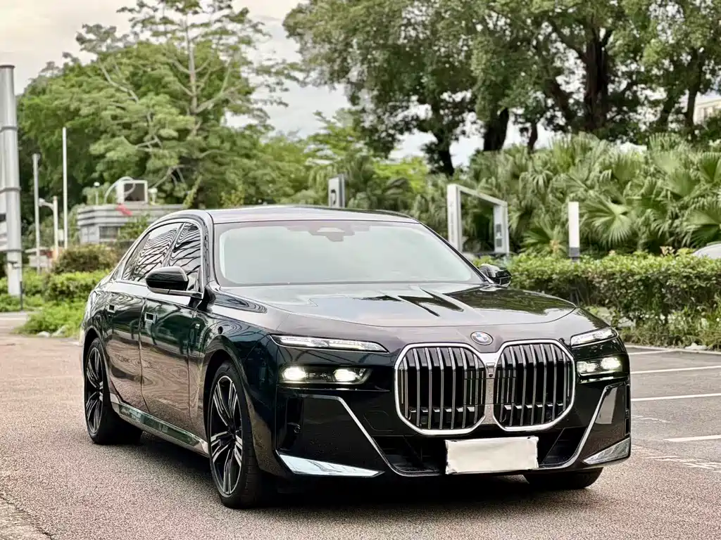BMW 7 Series 7 2023 740Li Lead M Sport