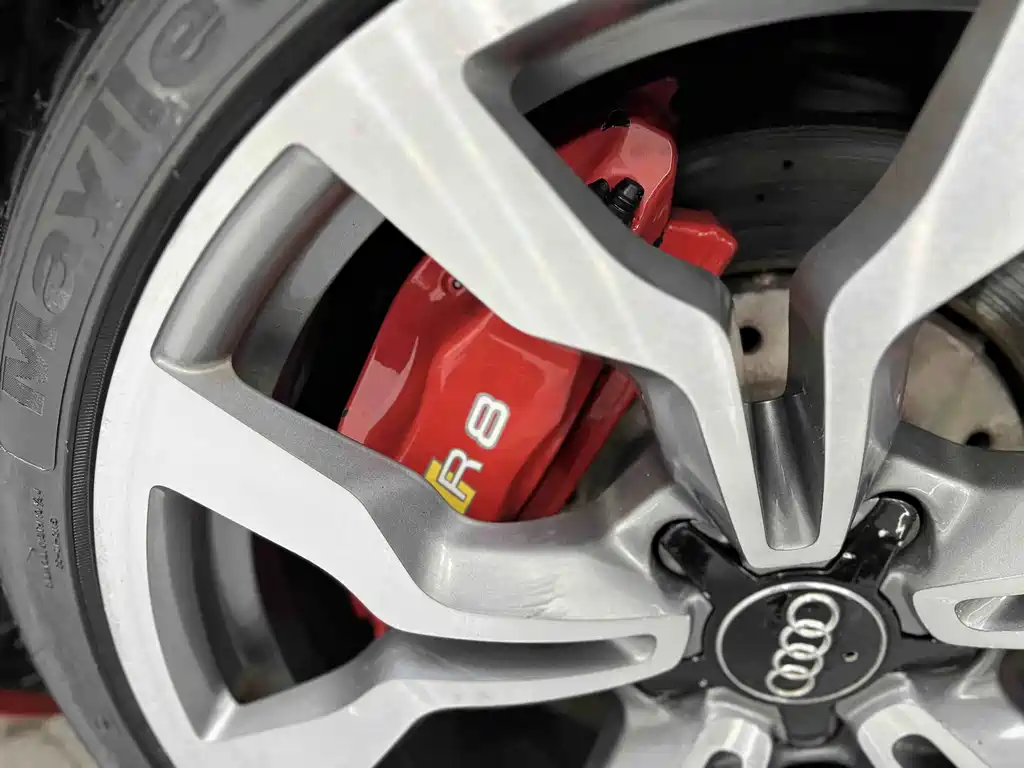 Audi R8 — миниатюра 18