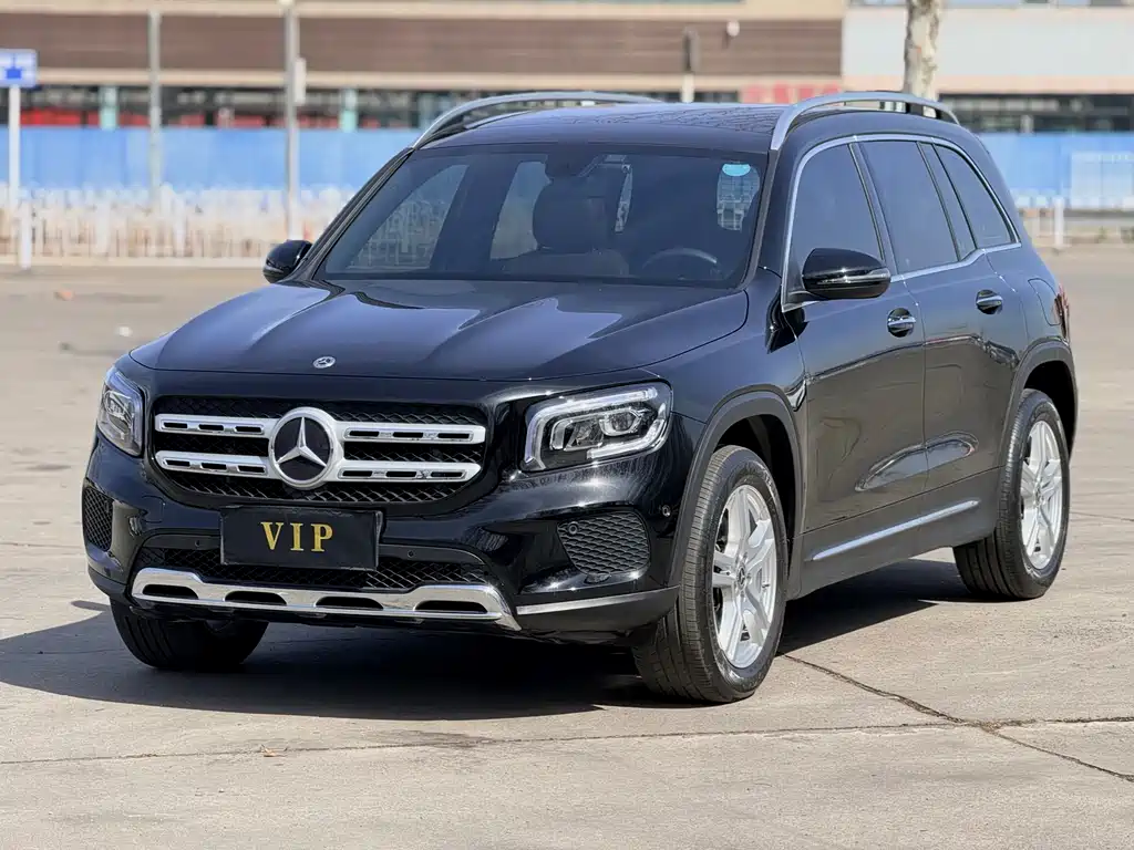Mercedes-Benz GLB 2023