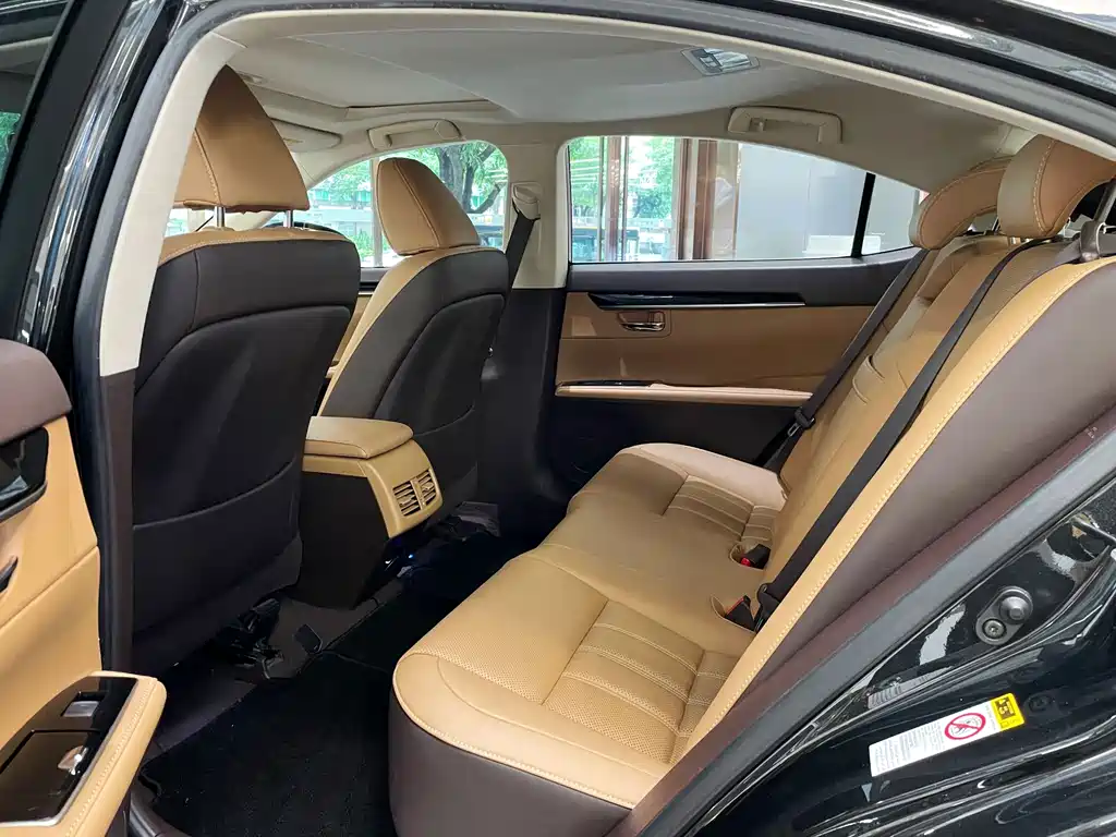 Lexus ES 2015 200 Elite