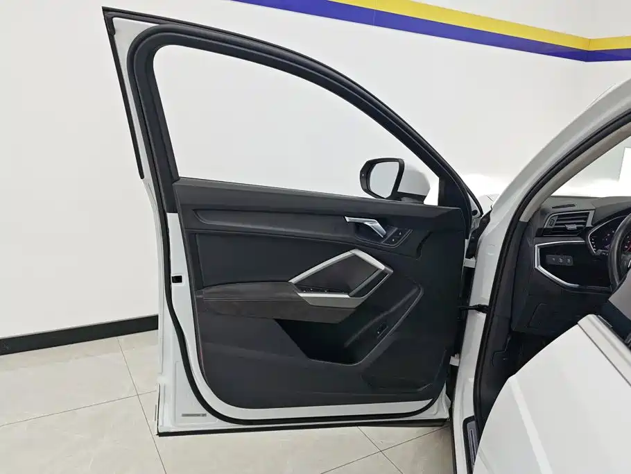 Audi Q3 — миниатюра 7