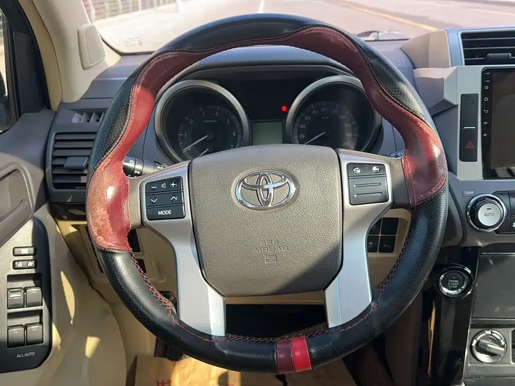 Toyota Prado (Import) — миниатюра 15