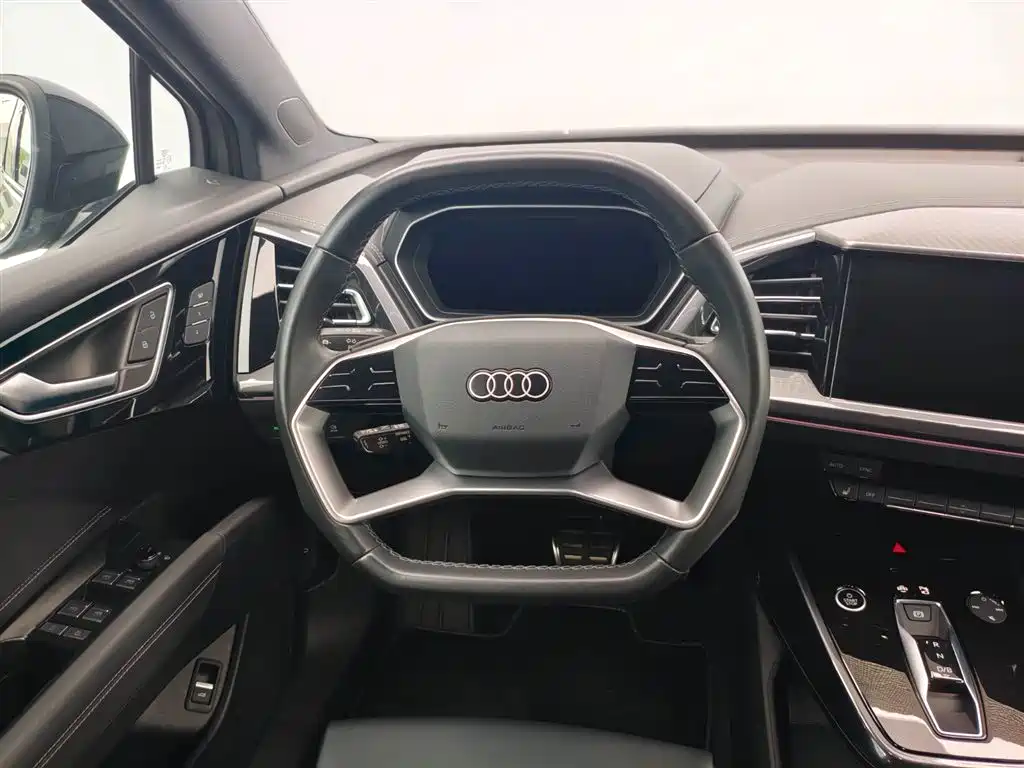 Audi Q4 e-tron 2023 50 e-tron quattro