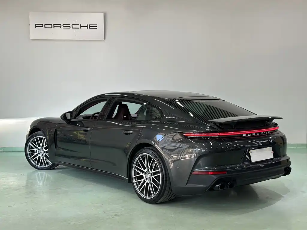 Porsche Panamera — миниатюра 3