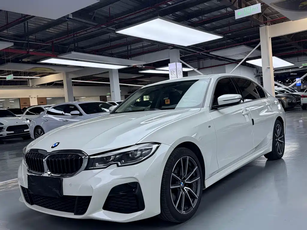 BMW 3 Series 2021