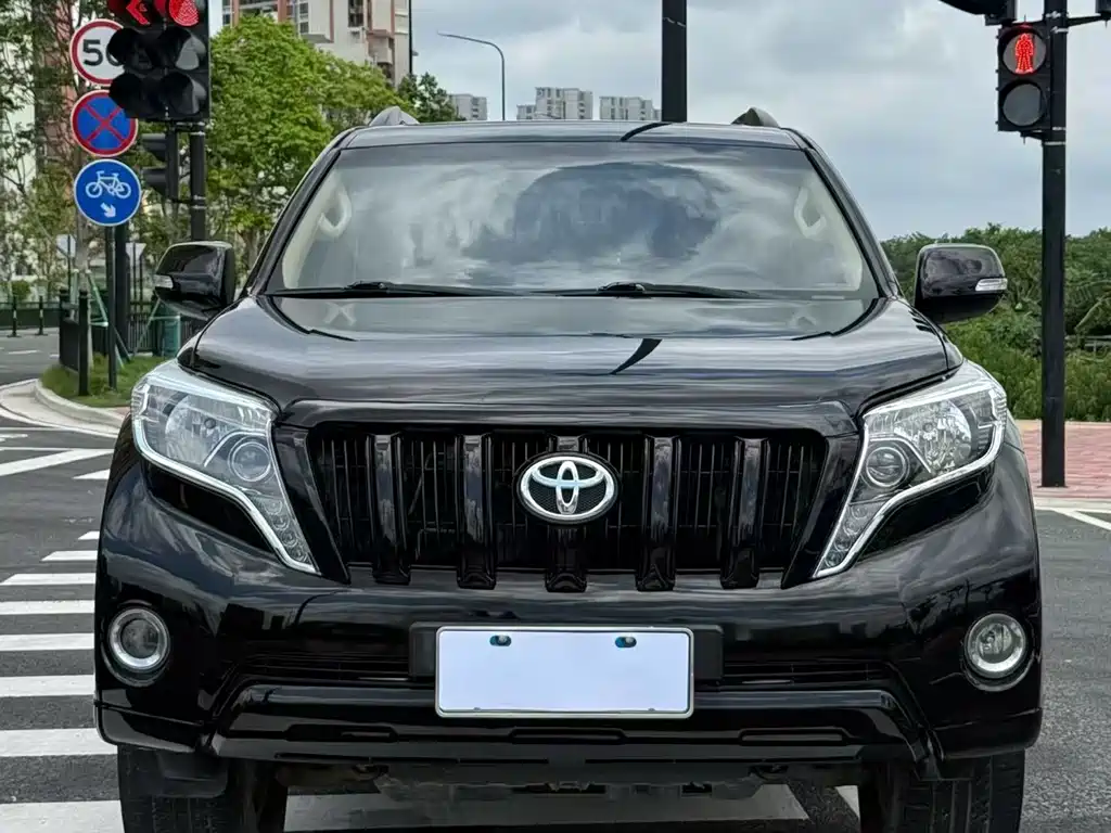 Toyota Land Cruiser Prado 2016 2.7L AT