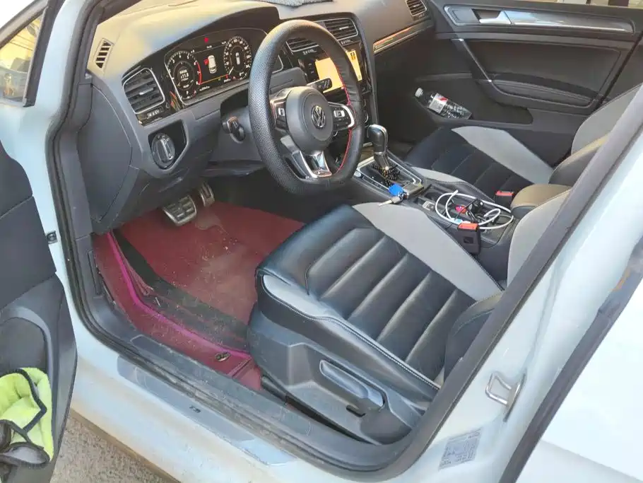 Volkswagen Golf — миниатюра 9