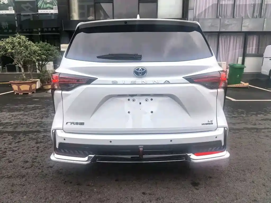 Toyota Sienna 2023 2.5L Comfort