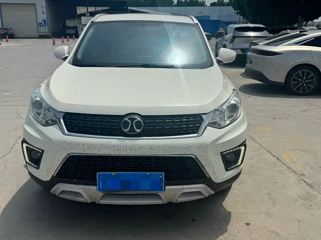 BAIC Senova X35 — миниатюра 2