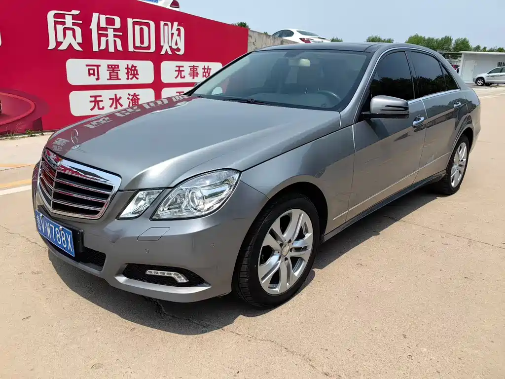 Mercedes-Benz E-Class (Import) 2010
