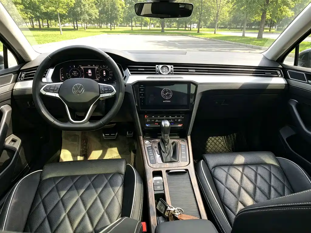 Volkswagen Magotan PHEV — миниатюра 7