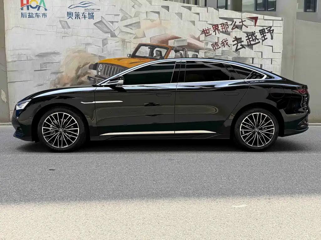 BYD Han 2024 DM-i 121KM Premium