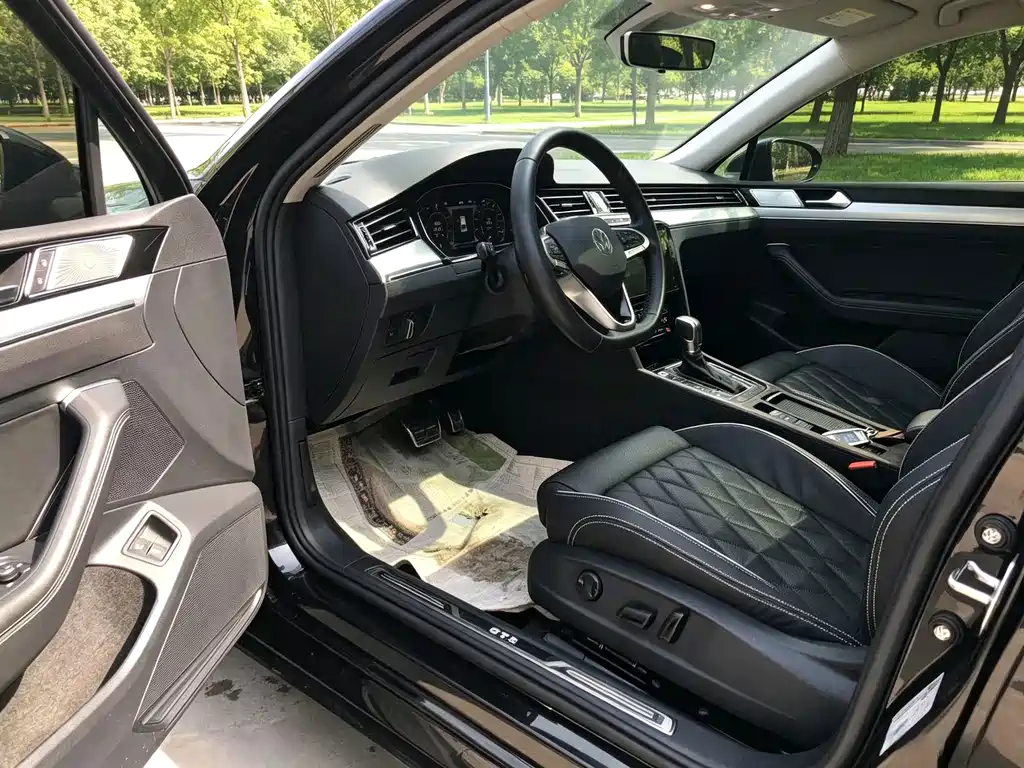 Volkswagen Magotan PHEV — миниатюра 8