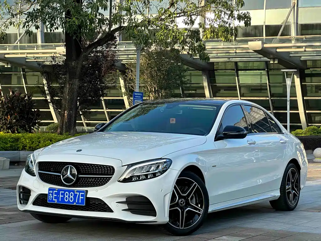Mercedes-Benz C-Class 2021