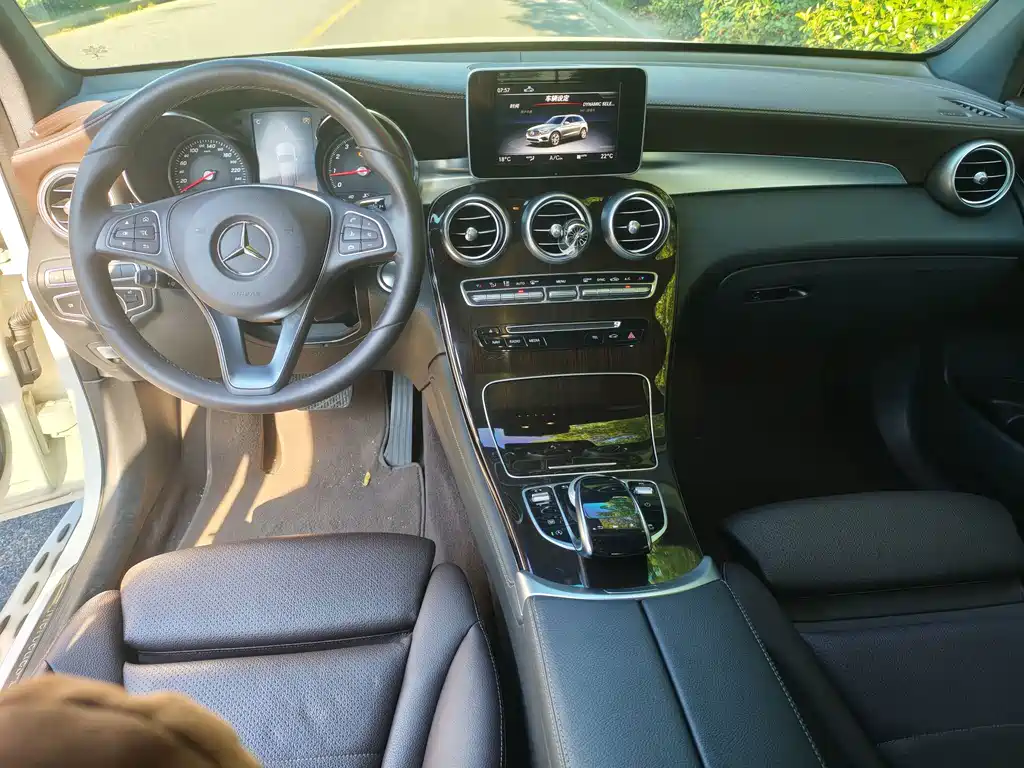 Mercedes-Benz GLC — миниатюра 8