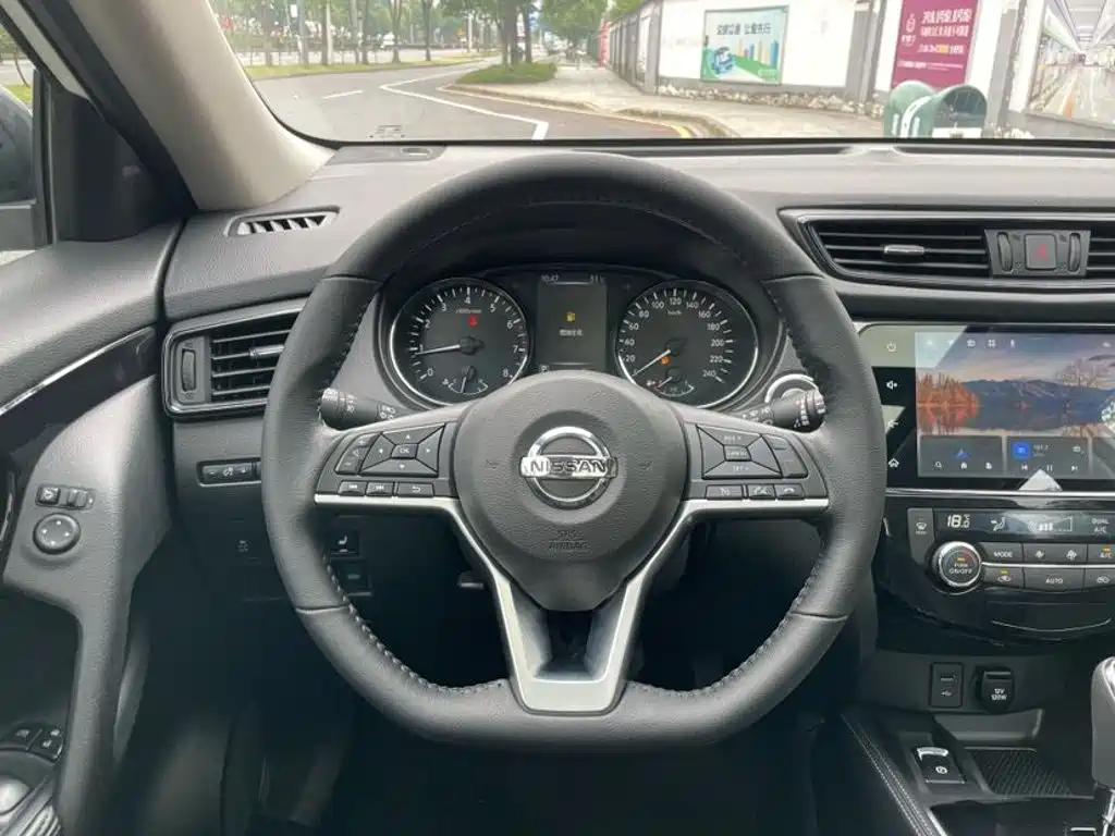 Nissan X-Trail — миниатюра 16