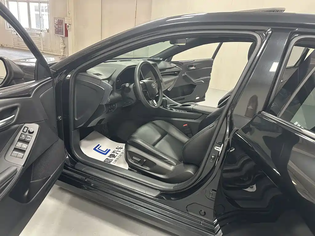 Toyota Avalon — миниатюра 11