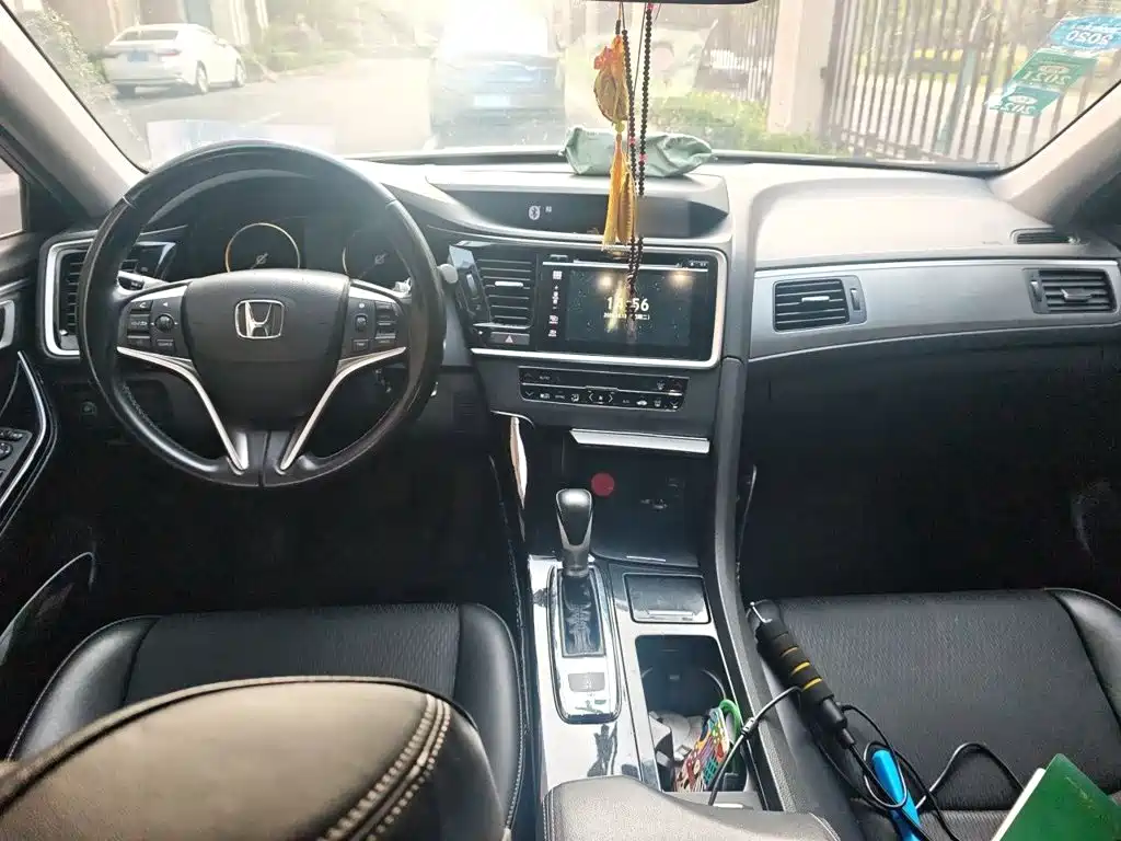 Honda Spirior — миниатюра 5