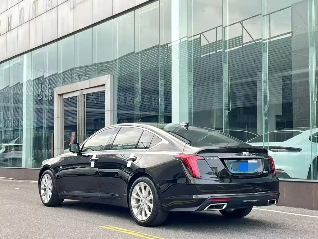Cadillac CT5 — миниатюра 9