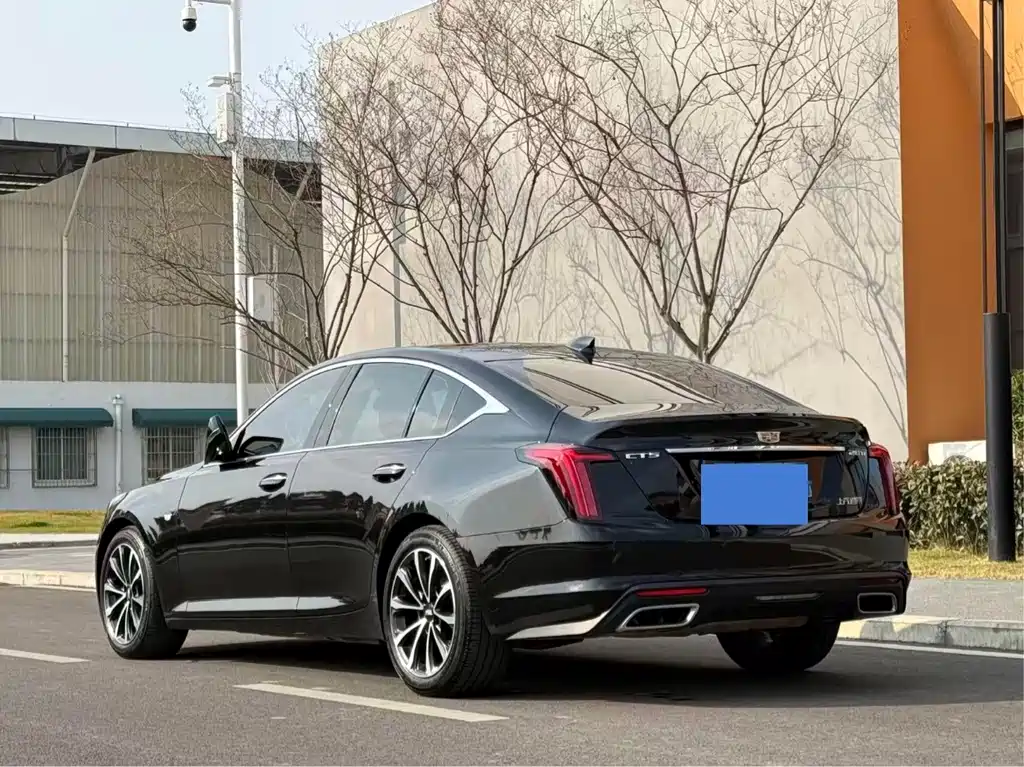 Cadillac CT5 — миниатюра 7