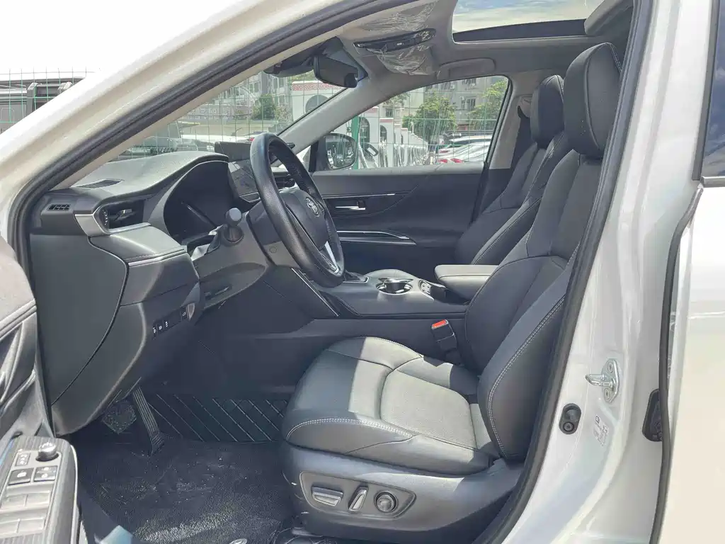 Toyota Venza — миниатюра 8