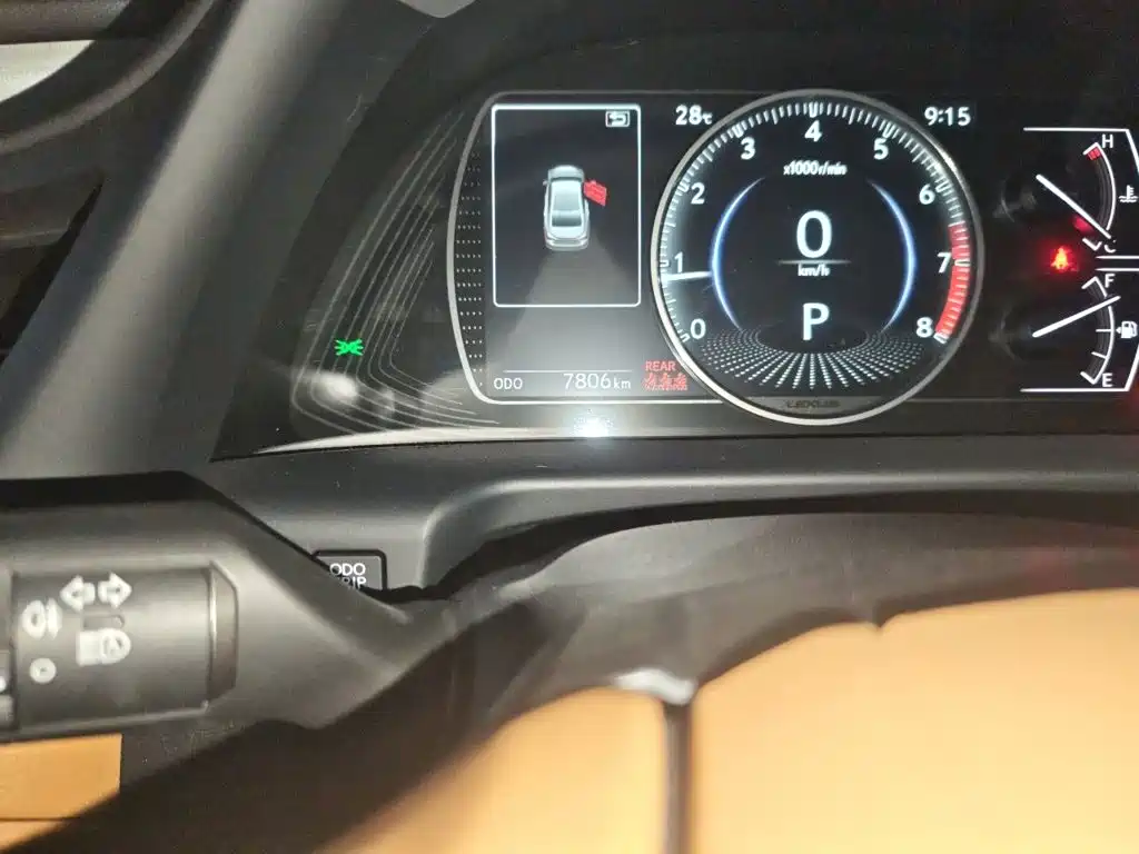 Lexus ES — миниатюра 13