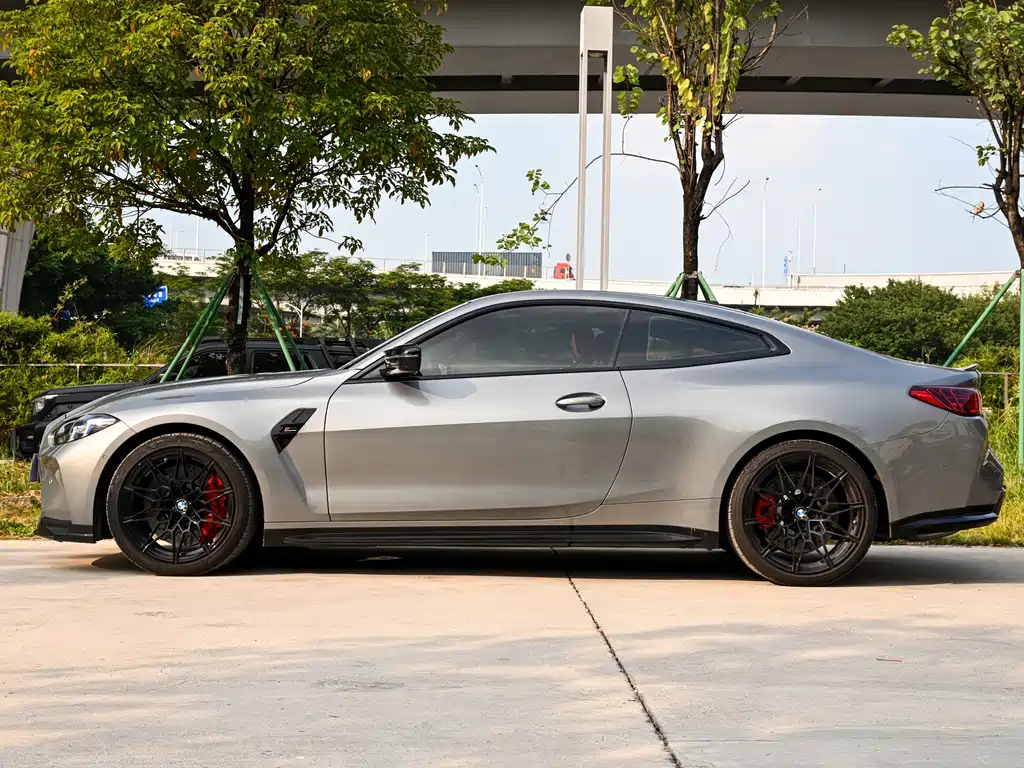 BMW M4 — миниатюра 4