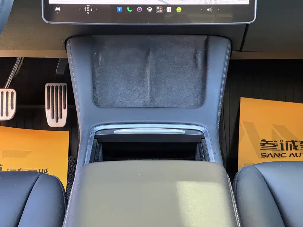 Tesla Model 3 — миниатюра 12
