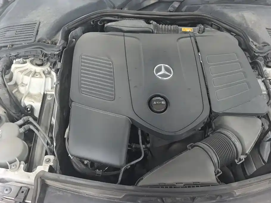 Mercedes-Benz C-Class — миниатюра 10