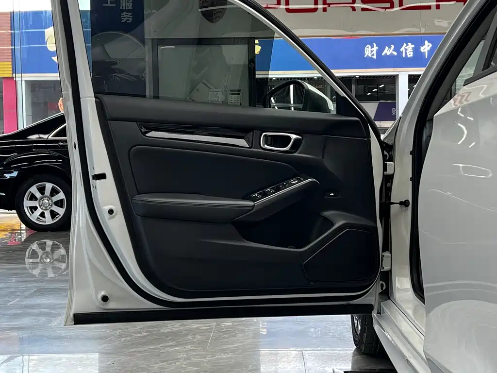 Honda Civic — миниатюра 11