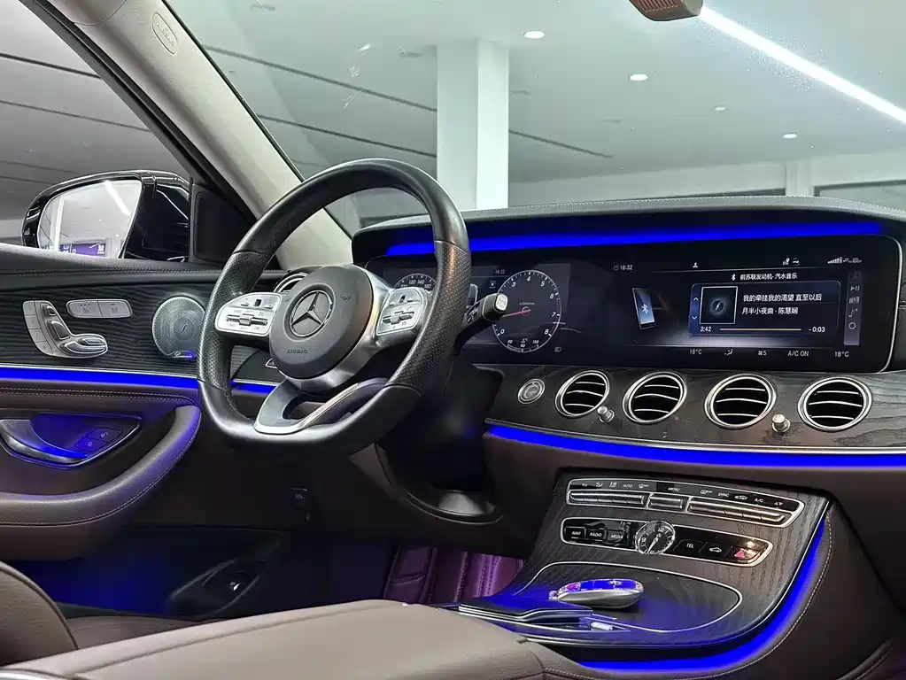 Mercedes-Benz E-Class — миниатюра 4