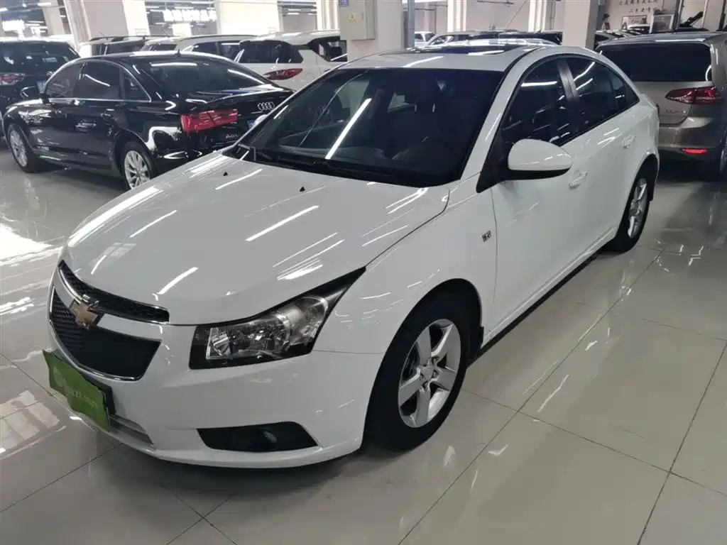Купить Chevrolet Cruze