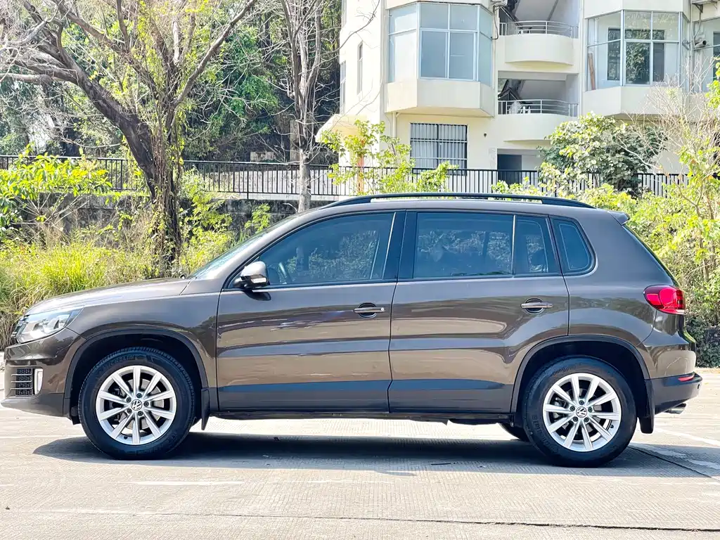 Volkswagen Tiguan — миниатюра 8