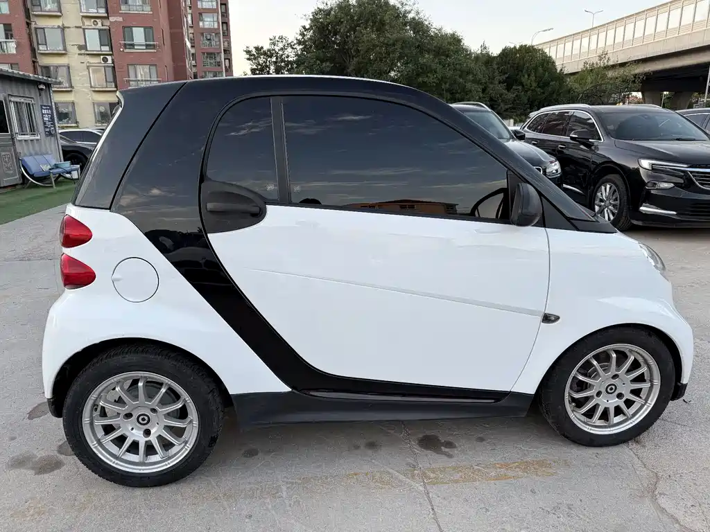 smart Smart Fortwo — миниатюра 10