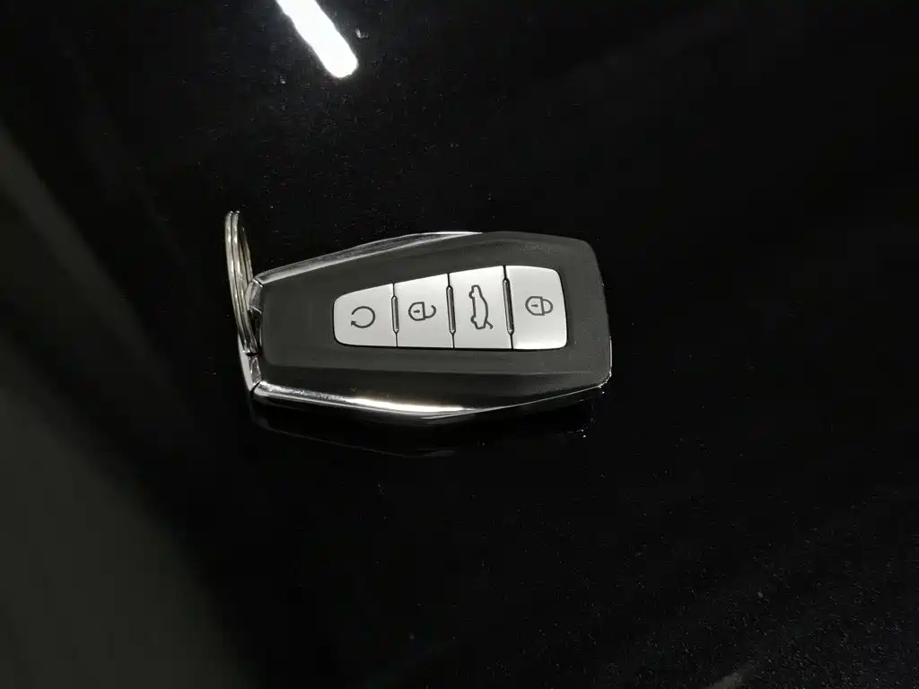 Geely Boyue L — миниатюра 19