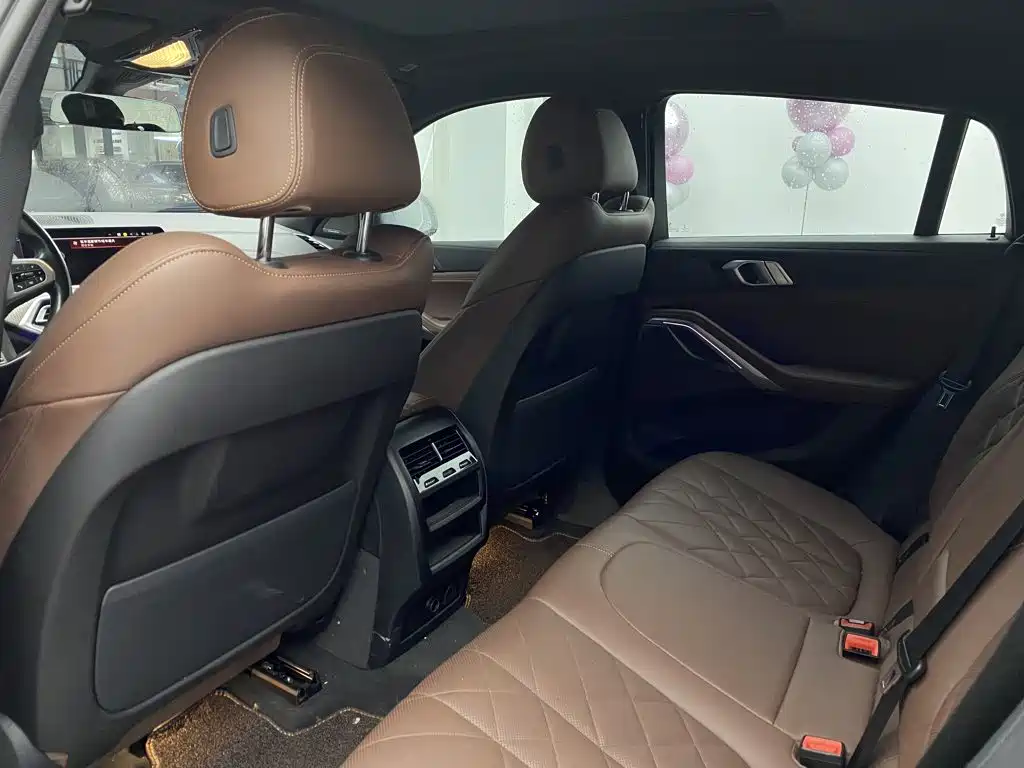 BMW X6 2022 xDrive40i M Sport