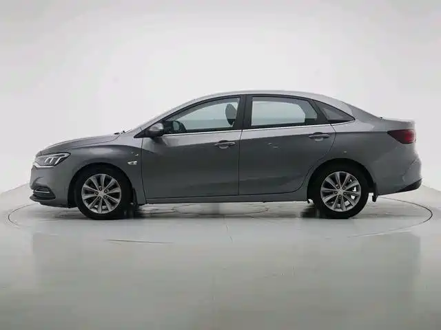 Chevrolet Monza 2022 320 AT Enjoy