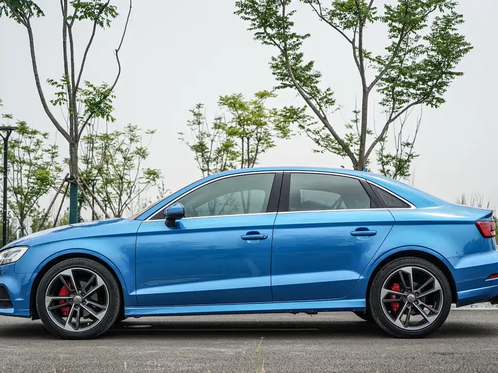 Audi A3 2018 30 Limousine 35 TFSI Fashion