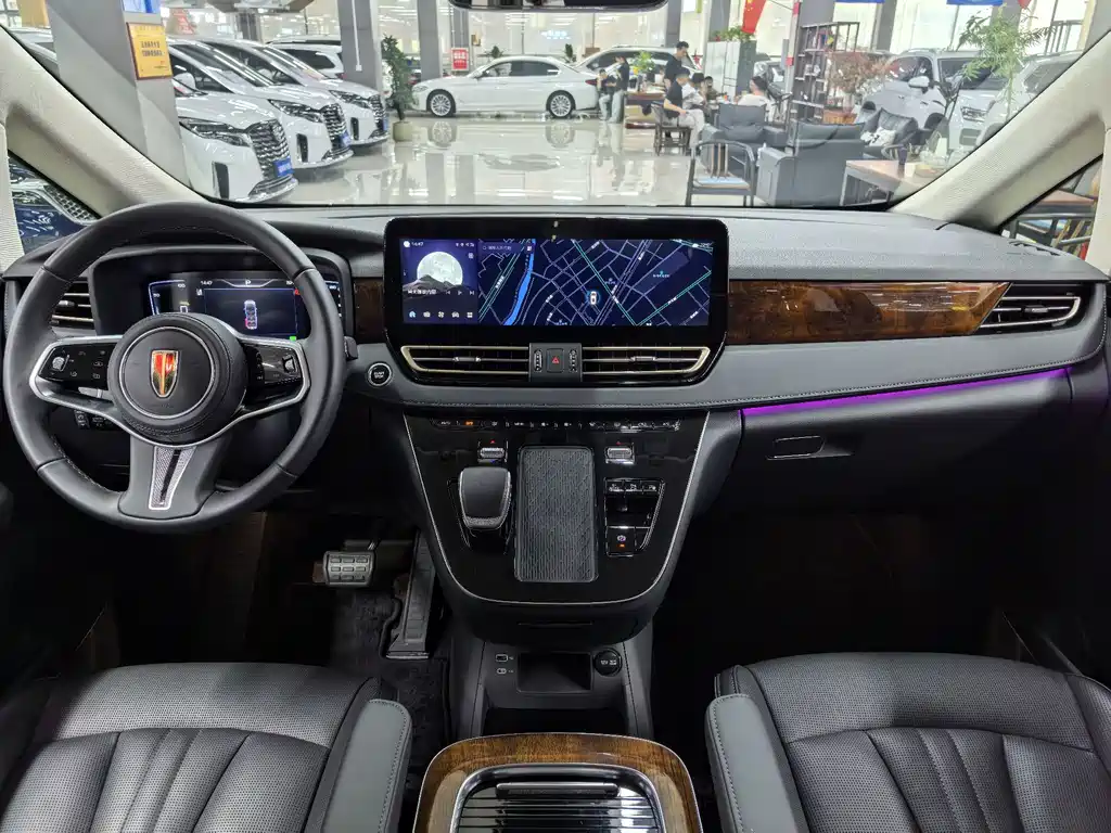 Hongqi Hongqi HQ9 PHEV — миниатюра 4