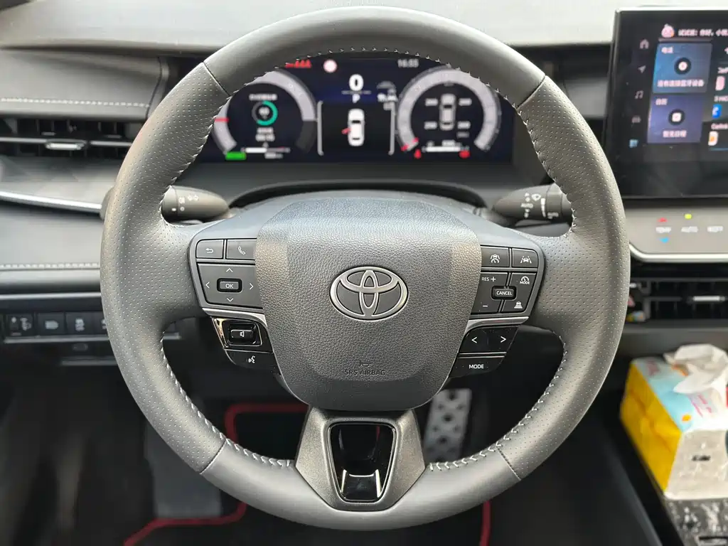 Toyota Camry 2026 2.0HXS Sport Plus