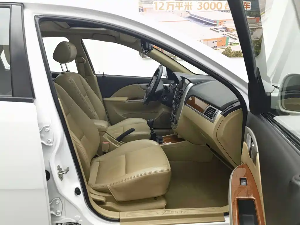 Buick Excelle — миниатюра 23