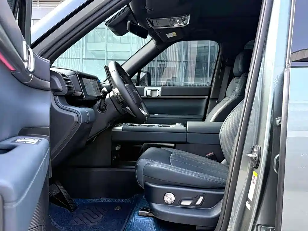 Fangchengbao Leopard 7 7 2025 190KM Ultra