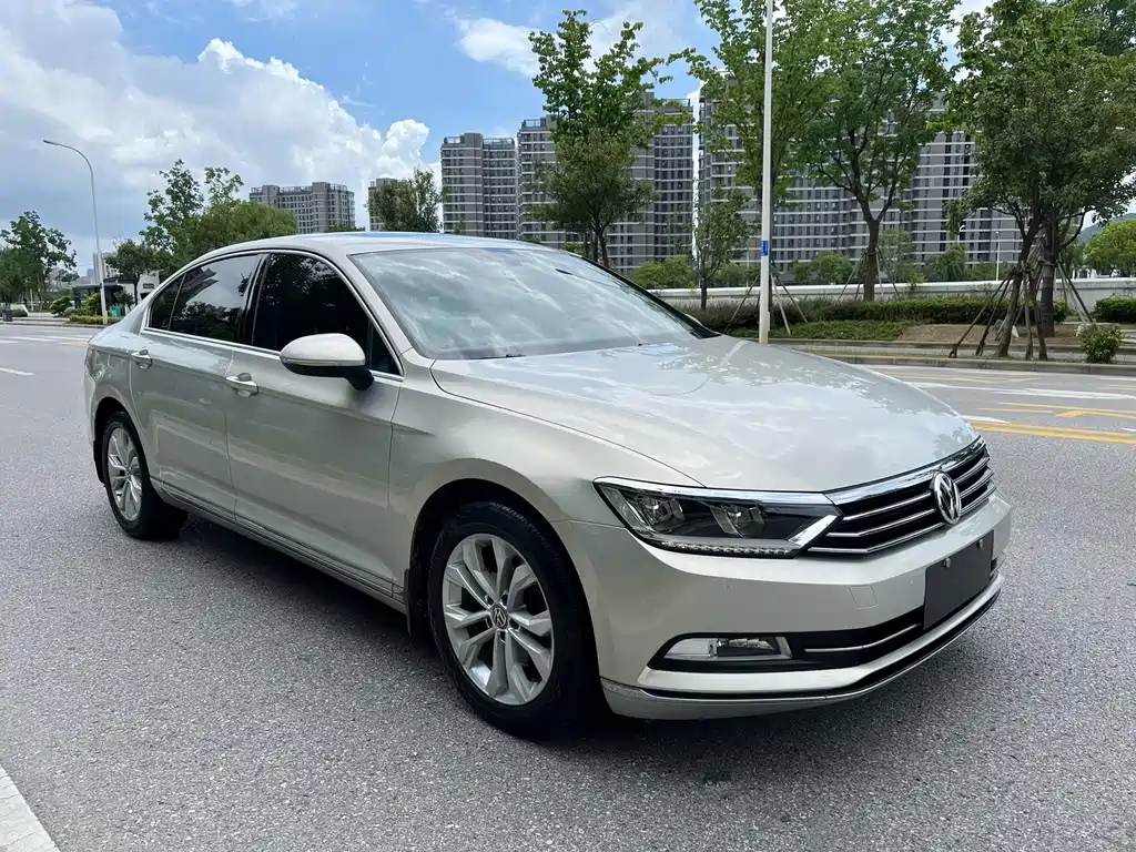 Volkswagen Magotan — миниатюра 4