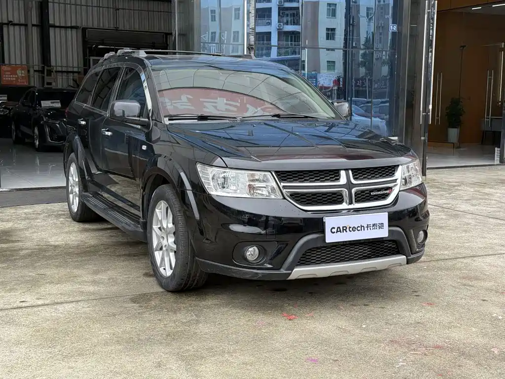 Dodge Journey 2.4L 2WD Touring Edition, фото 3