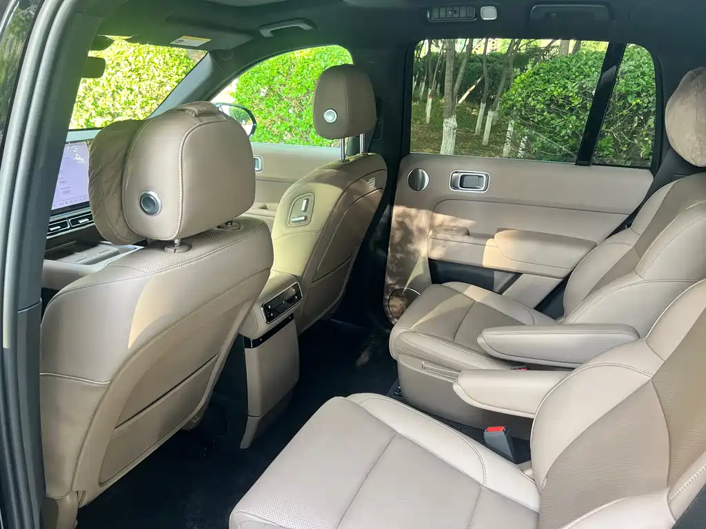 Li Auto L8 2025 Pro